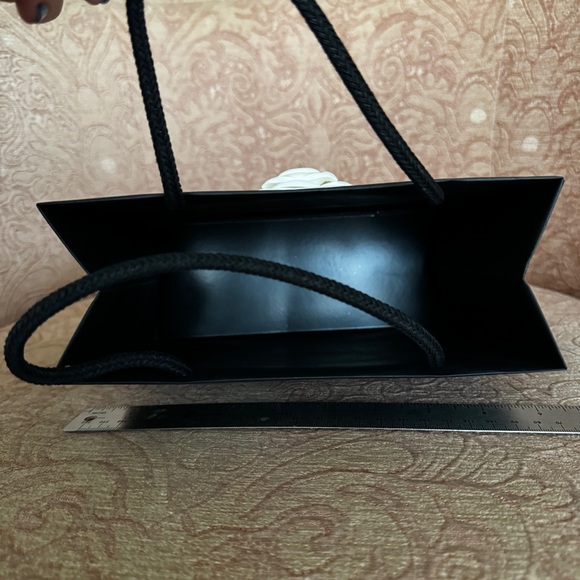 Chanel Black Camellia Gift Bag with White Ribbon and Receipt Holder - Picture 7 of 9